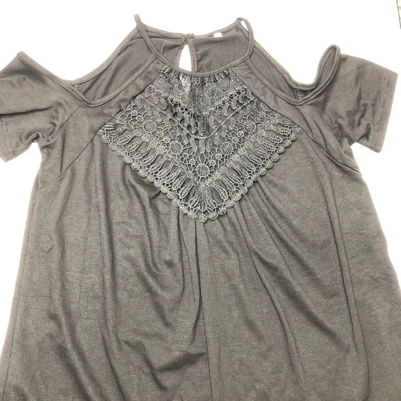 Black Cold Off Shoulder Lace‎ Detail Front Keyhole Detail Back Tunic Blouse SZ M - Picture 5 of 16